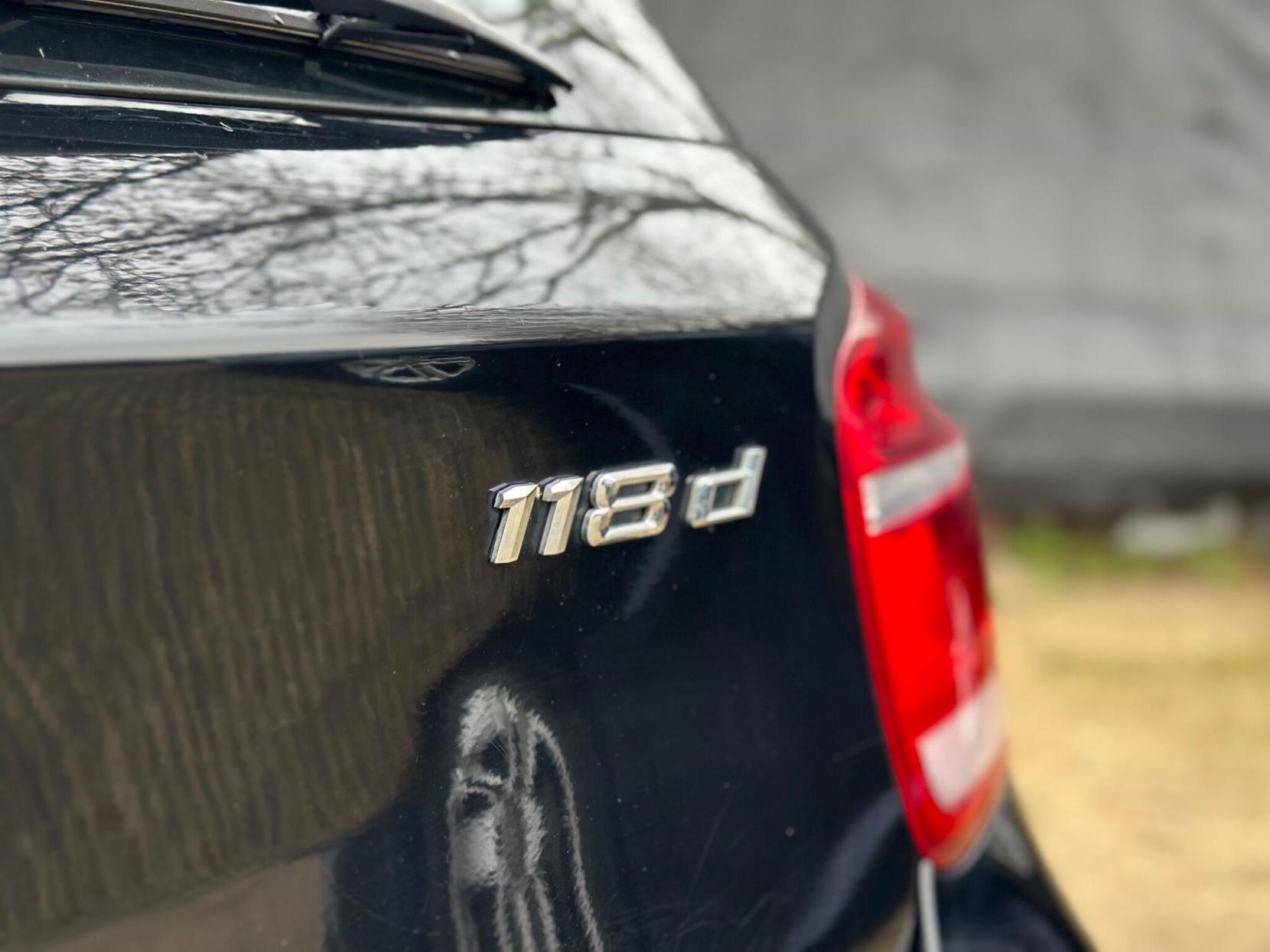 BMW 1 Series 2.0 118d Sport Auto Euro 5 (s/s) 5dr