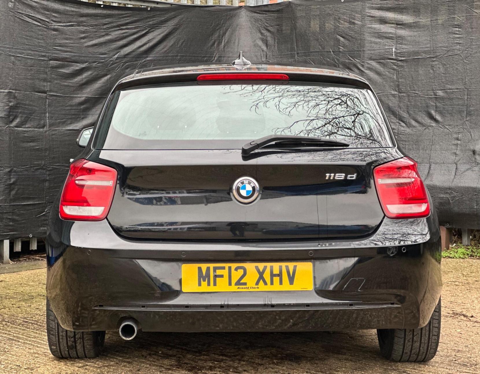 BMW 1 Series 2.0 118d Sport Auto Euro 5 (s/s) 5dr