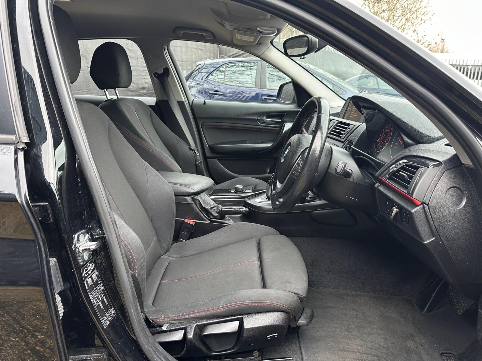 BMW 1 Series 2.0 118d Sport Auto Euro 5 (s/s) 5dr