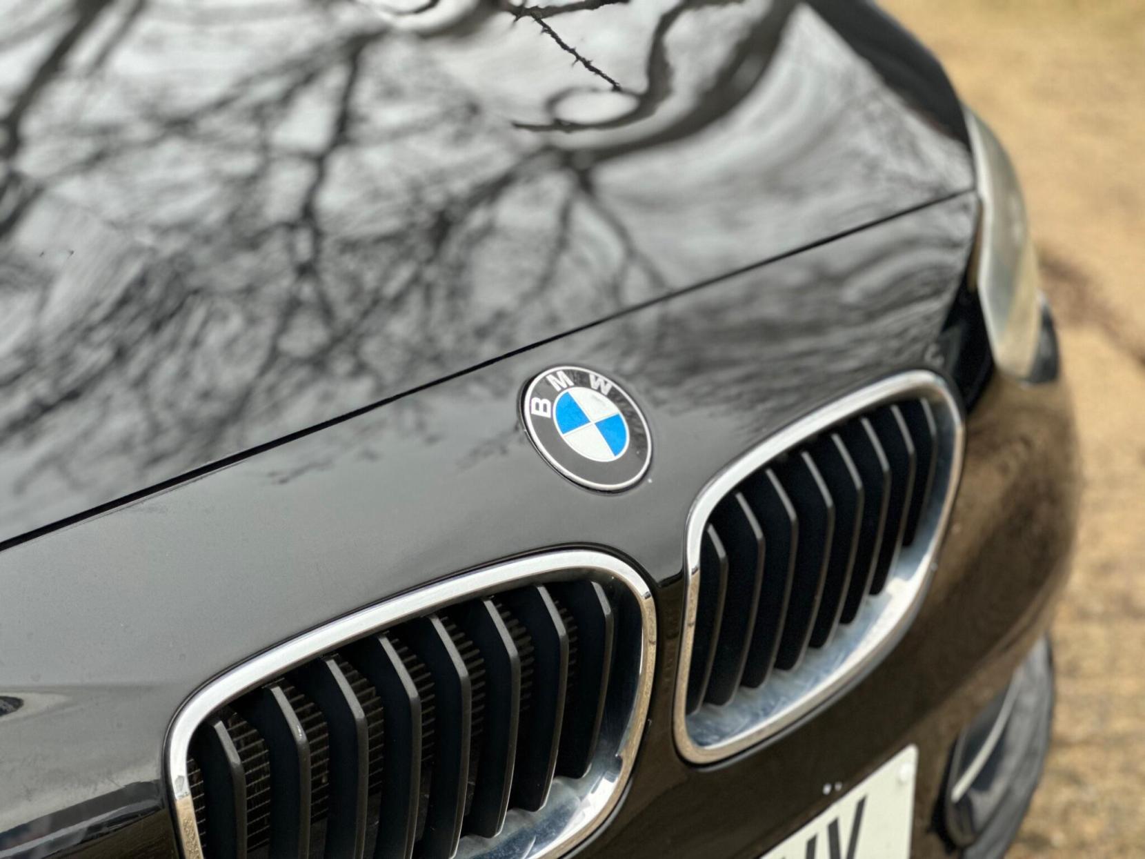 BMW 1 Series 2.0 118d Sport Auto Euro 5 (s/s) 5dr