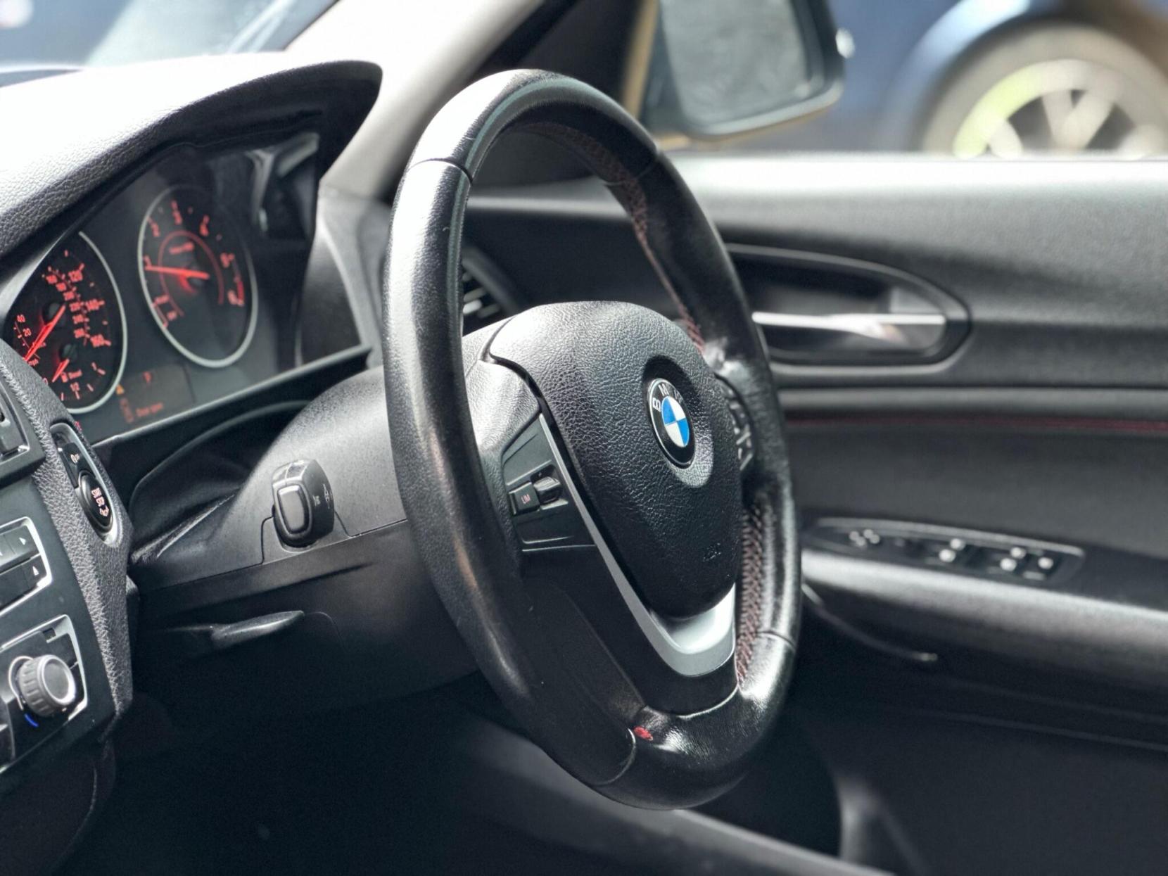 BMW 1 Series 2.0 118d Sport Auto Euro 5 (s/s) 5dr