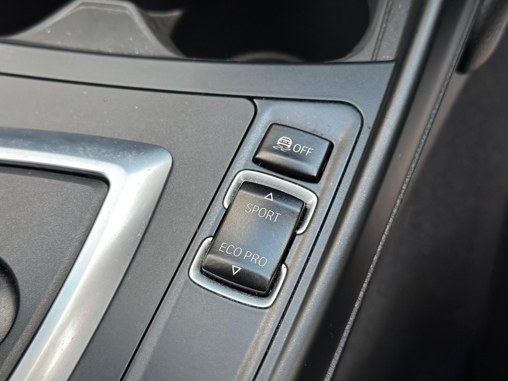 BMW 1 Series 2.0 116d Sport Auto Euro 5 (s/s) 5dr