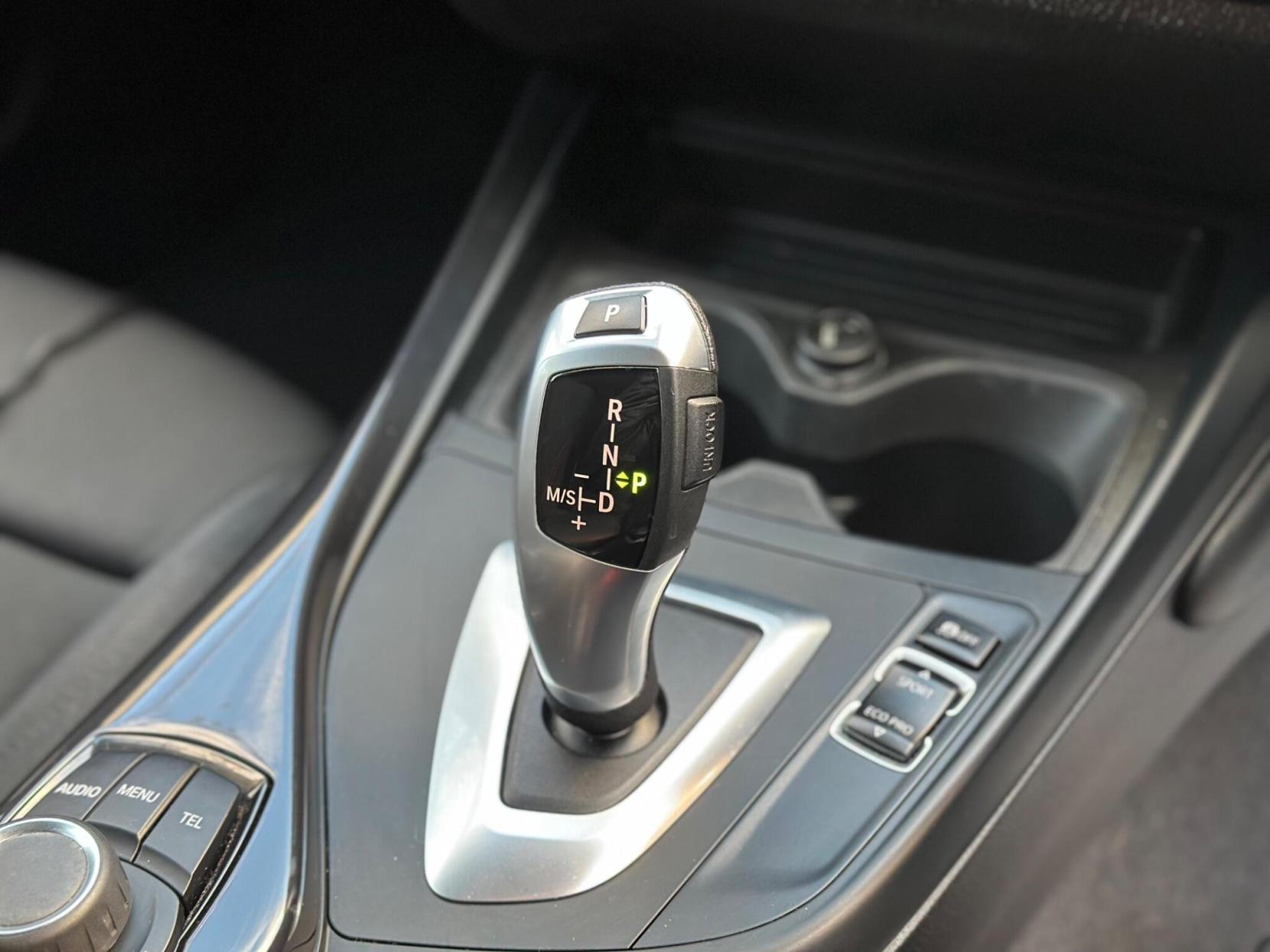 BMW 1 Series 2.0 116d Sport Auto Euro 5 (s/s) 5dr