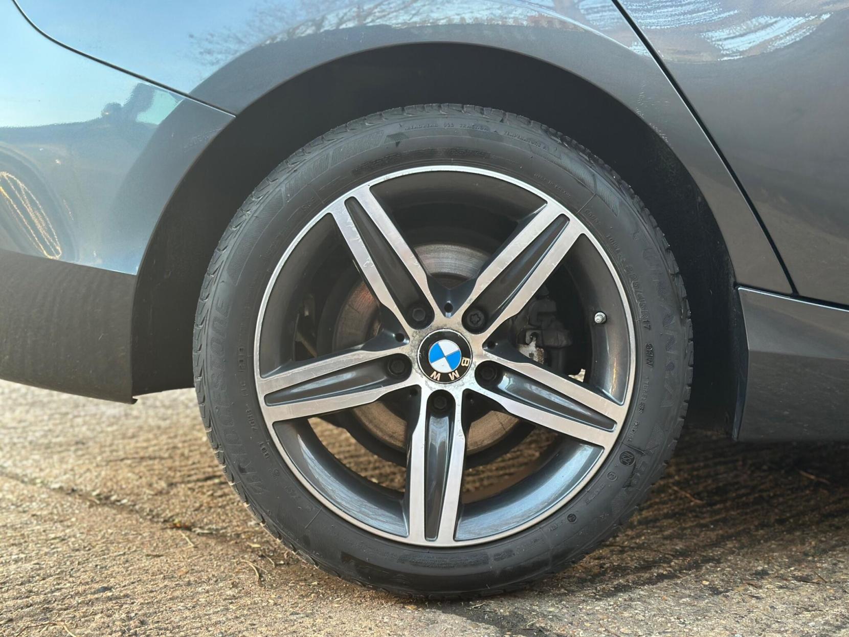 BMW 1 Series 2.0 116d Sport Auto Euro 5 (s/s) 5dr