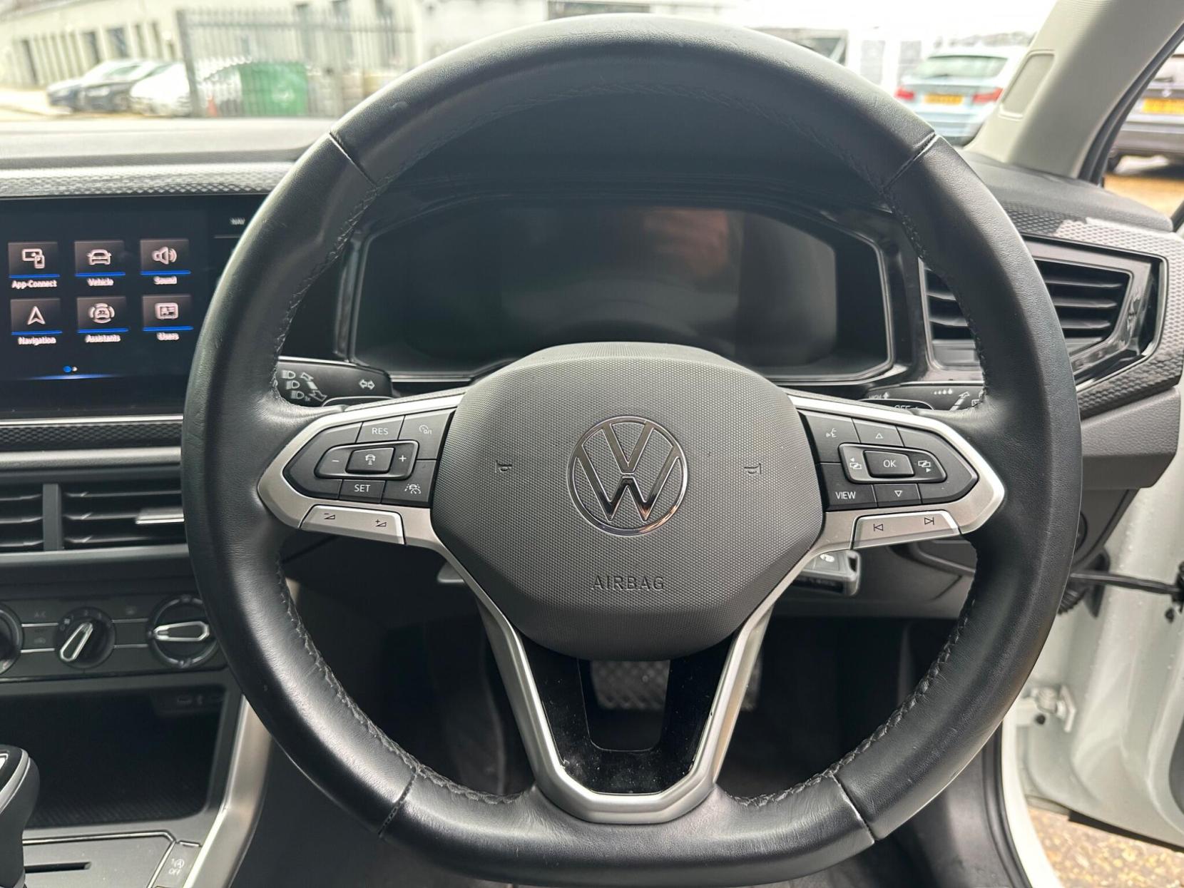 Volkswagen Polo 1.0 TSI Life DSG Euro 6 (s/s) 5dr