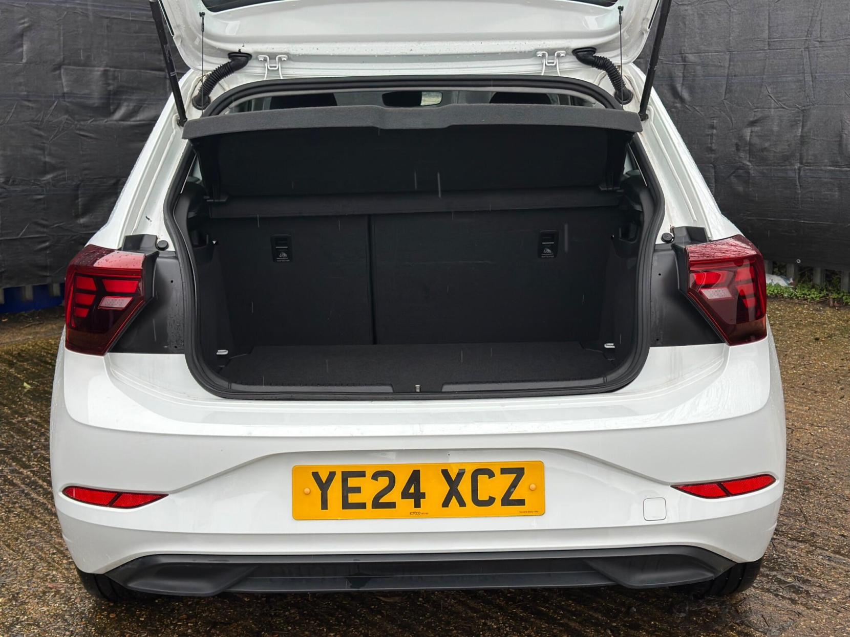 Volkswagen Polo 1.0 TSI Life DSG Euro 6 (s/s) 5dr