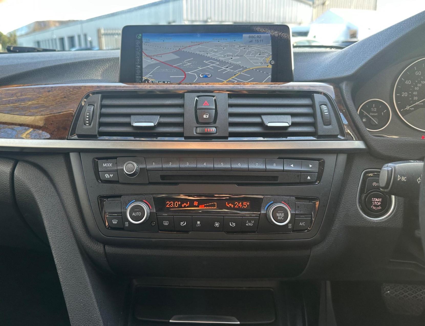 BMW 3 Series 2.0 320d SE Touring Auto xDrive Euro 5 (s/s) 5dr