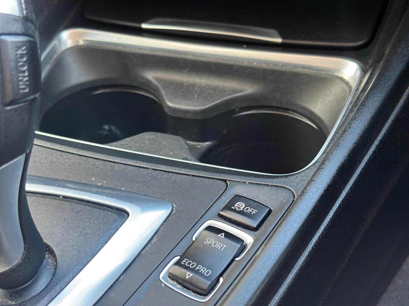 BMW 3 Series 2.0 320d SE Touring Auto xDrive Euro 5 (s/s) 5dr