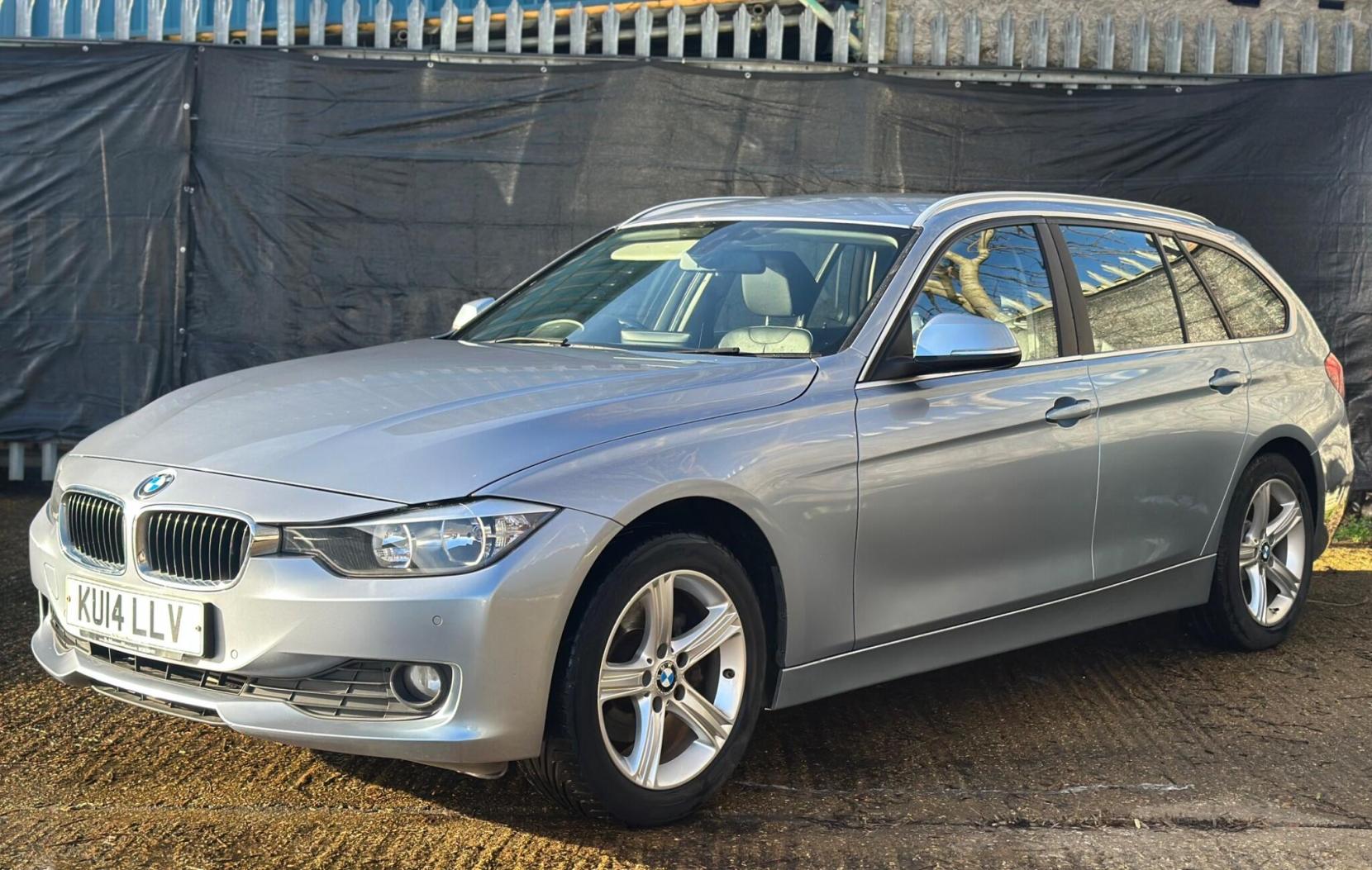 BMW 3 Series 2.0 320d SE Touring Auto xDrive Euro 5 (s/s) 5dr