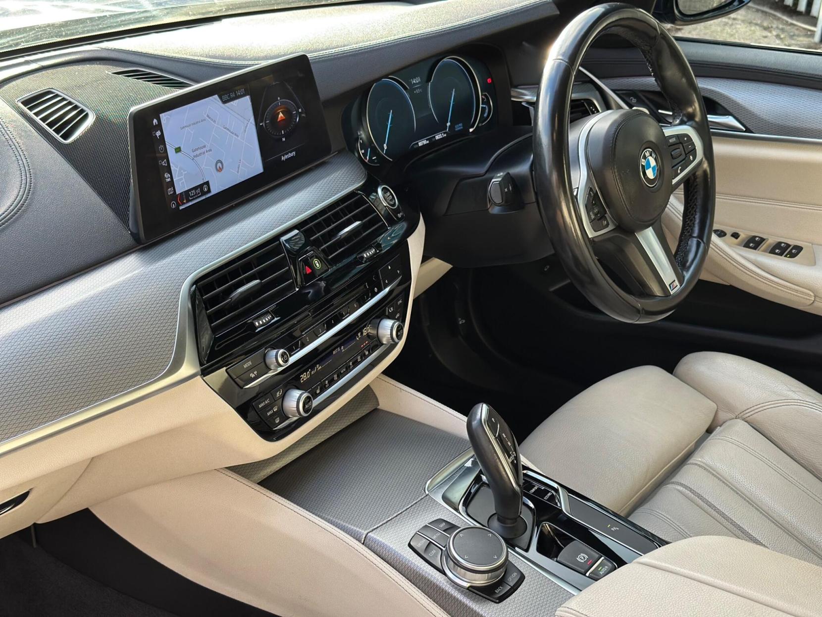 BMW 5 Series 2.0 520d M Sport Auto Euro 6 (s/s) 4dr