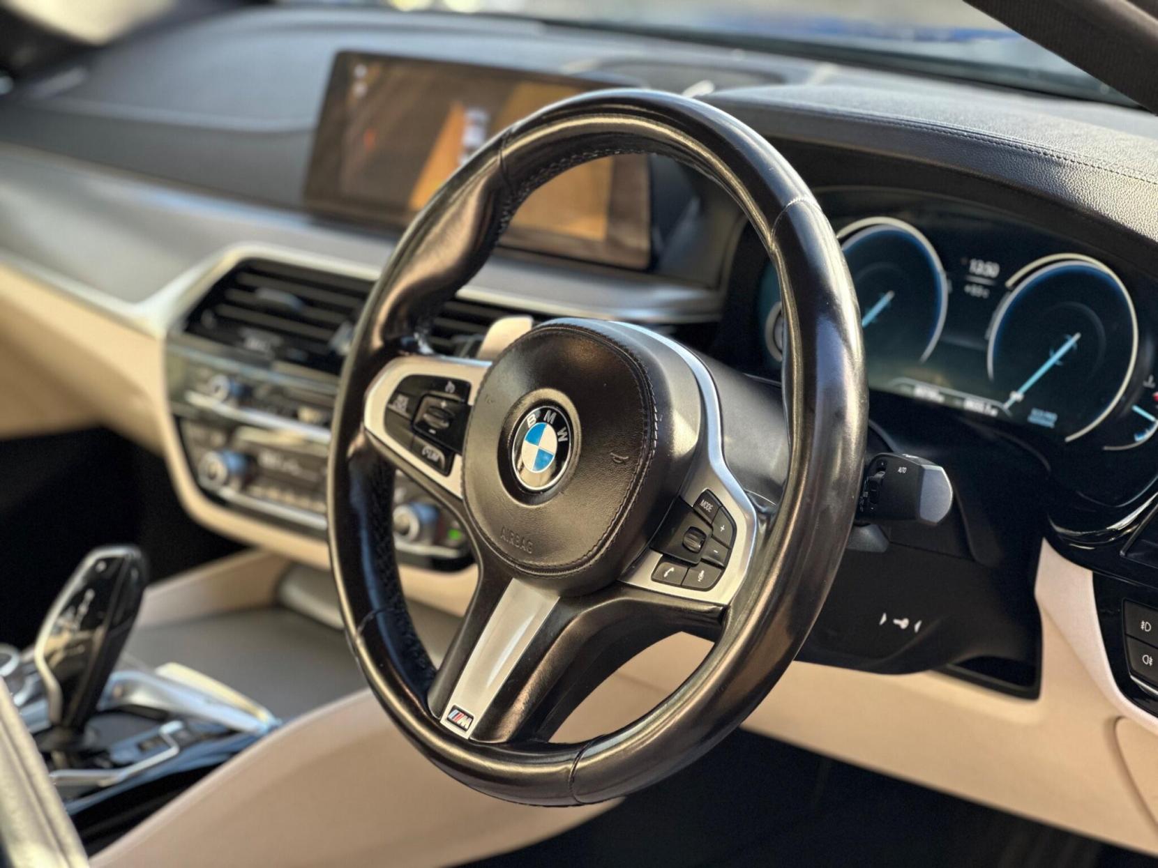 BMW 5 Series 2.0 520d M Sport Auto Euro 6 (s/s) 4dr