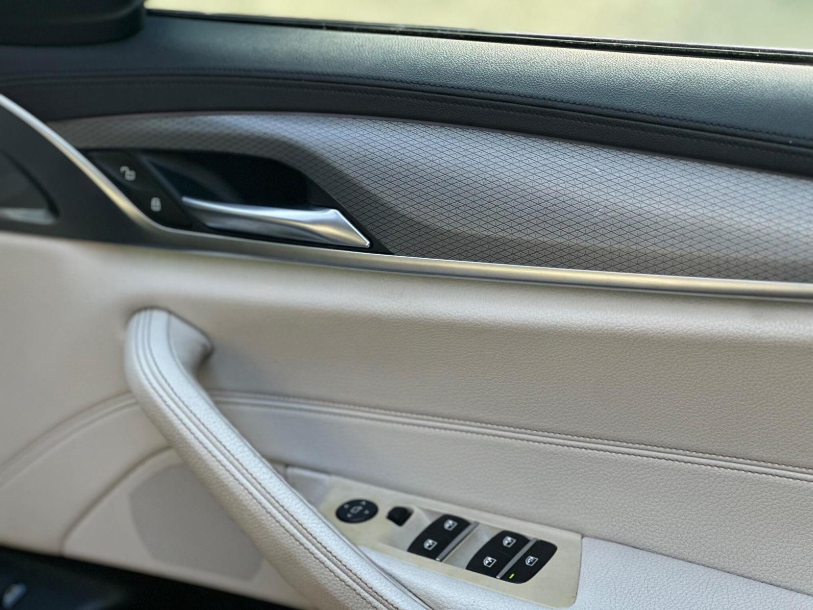 BMW 5 Series 2.0 520d M Sport Auto Euro 6 (s/s) 4dr