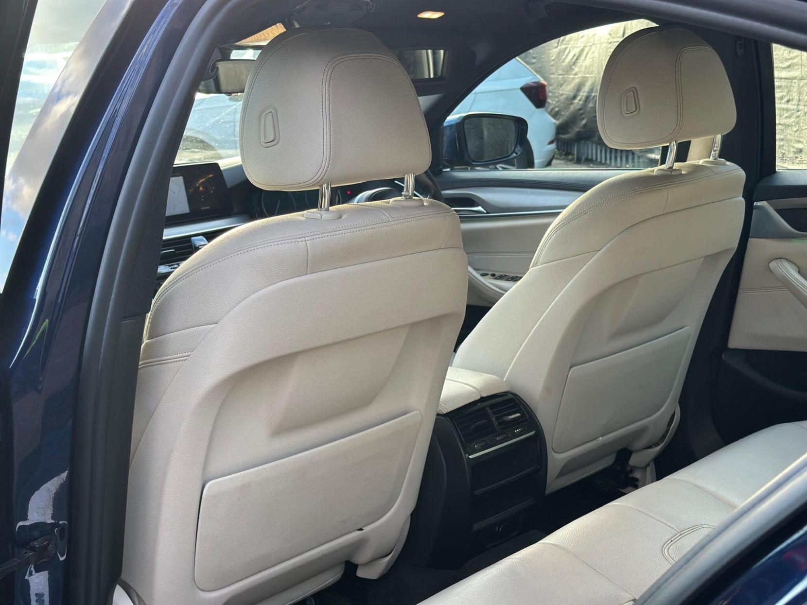 BMW 5 Series 2.0 520d M Sport Auto Euro 6 (s/s) 4dr