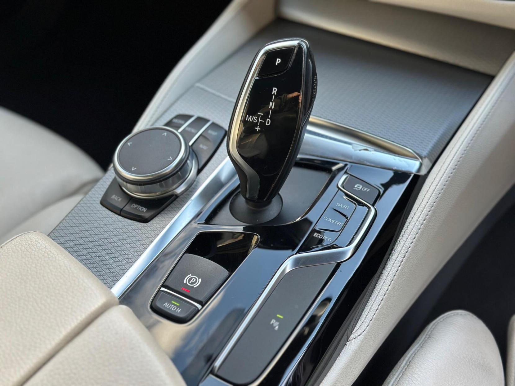 BMW 5 Series 2.0 520d M Sport Auto Euro 6 (s/s) 4dr