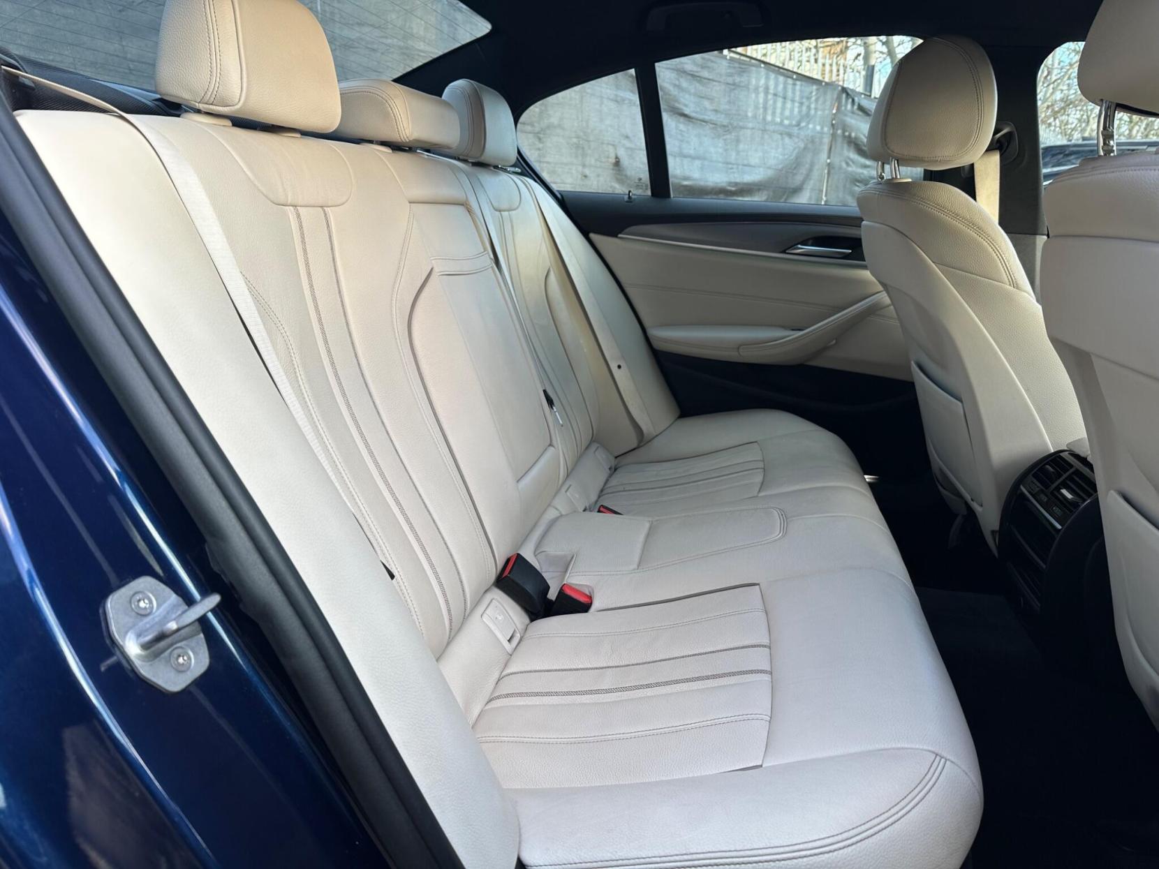 BMW 5 Series 2.0 520d M Sport Auto Euro 6 (s/s) 4dr