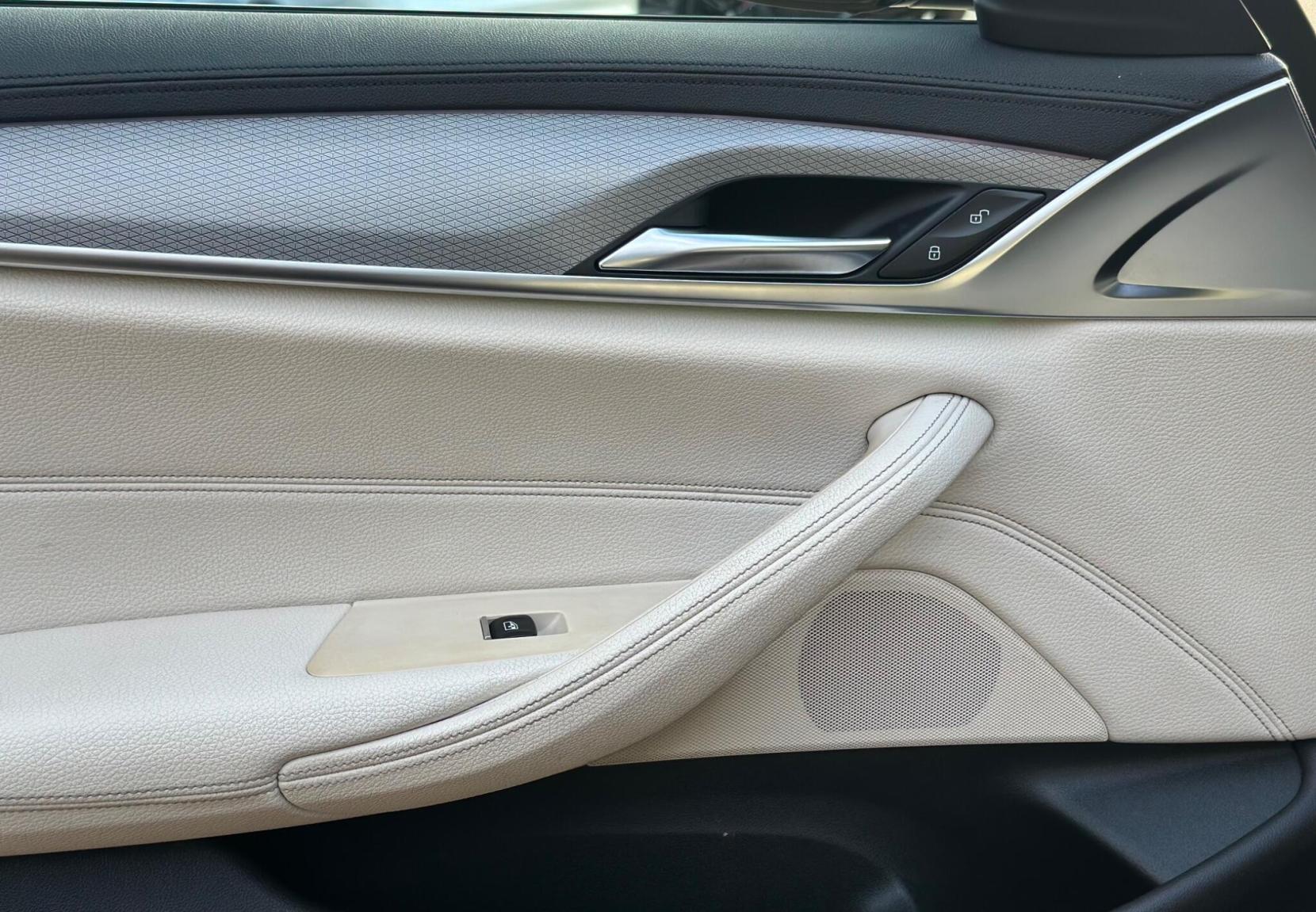 BMW 5 Series 2.0 520d M Sport Auto Euro 6 (s/s) 4dr