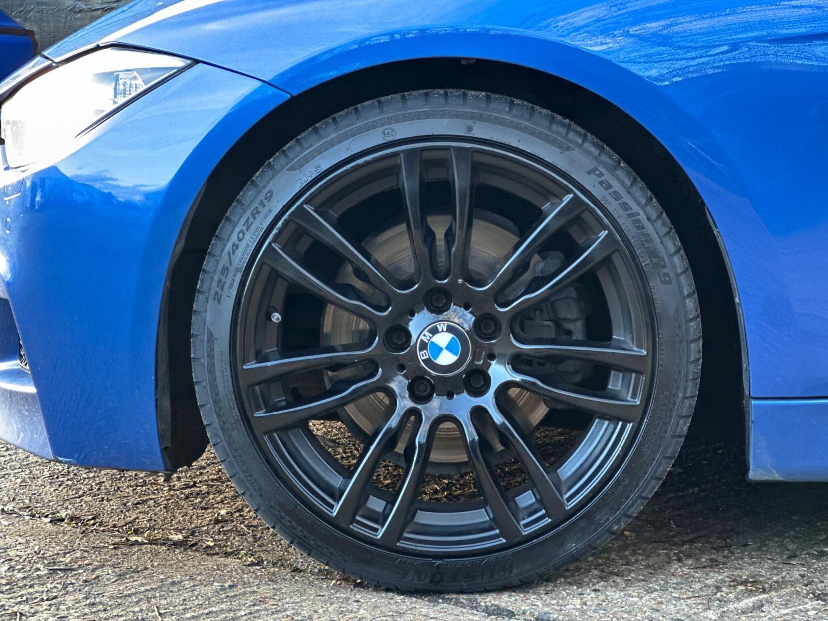 BMW 3 Series 3.0 330d M Sport Auto Euro 5 (s/s) 4dr