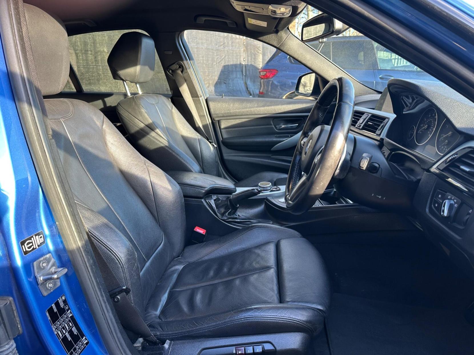 BMW 3 Series 3.0 330d M Sport Auto Euro 5 (s/s) 4dr