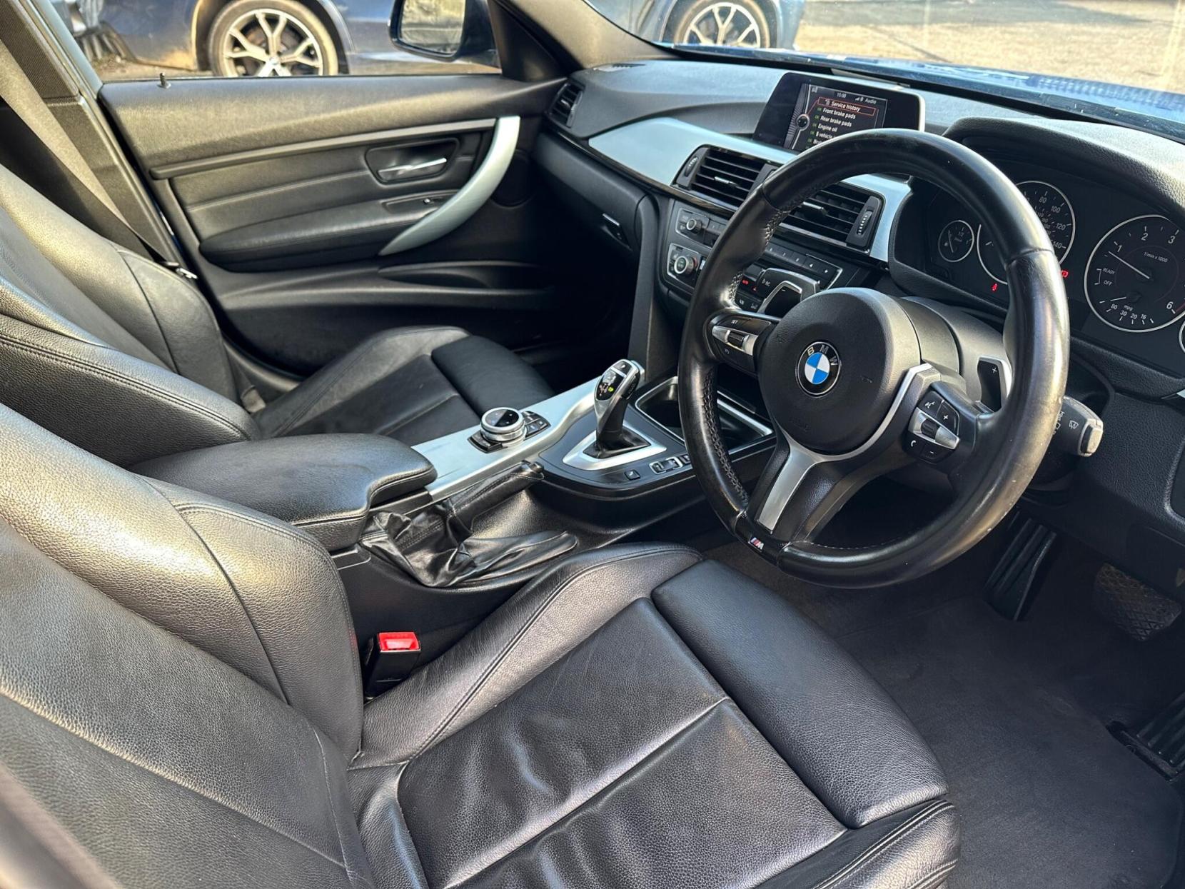 BMW 3 Series 3.0 330d M Sport Auto Euro 5 (s/s) 4dr