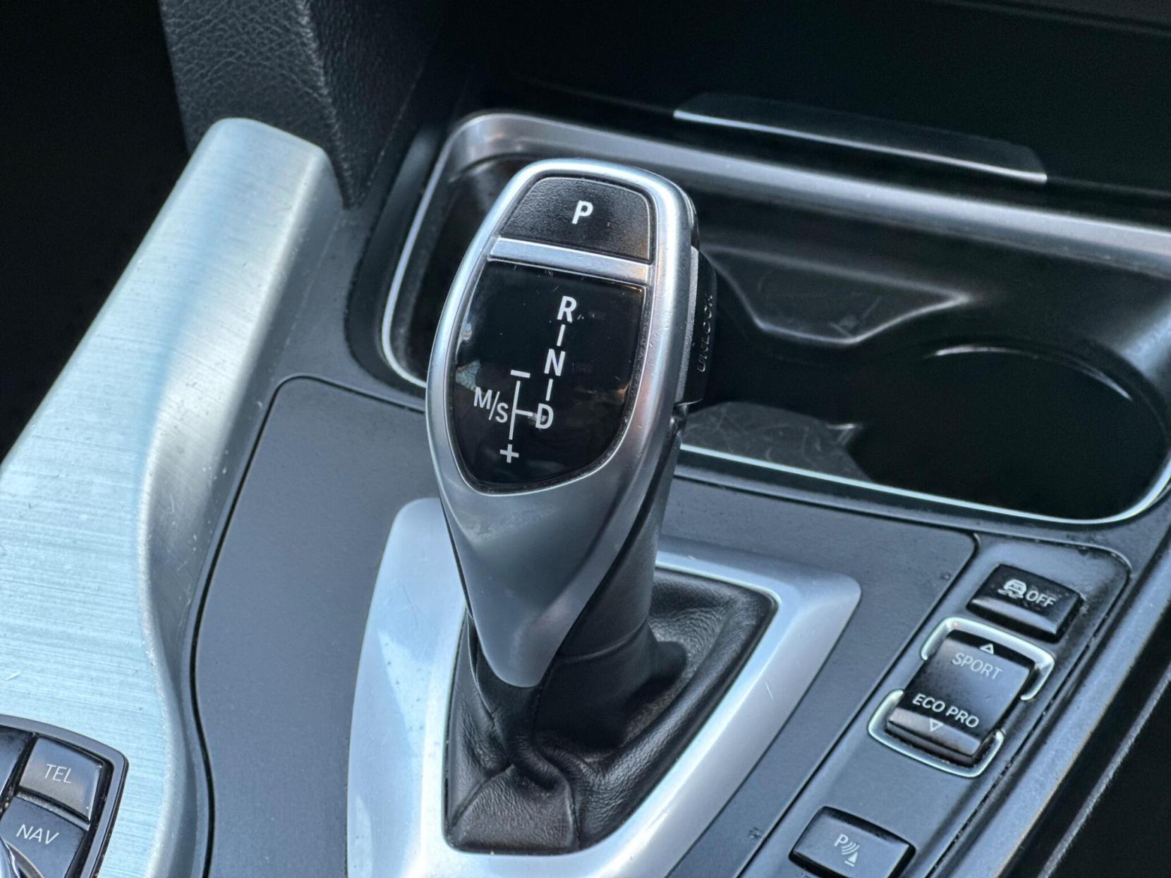 BMW 3 Series 3.0 330d M Sport Auto Euro 5 (s/s) 4dr