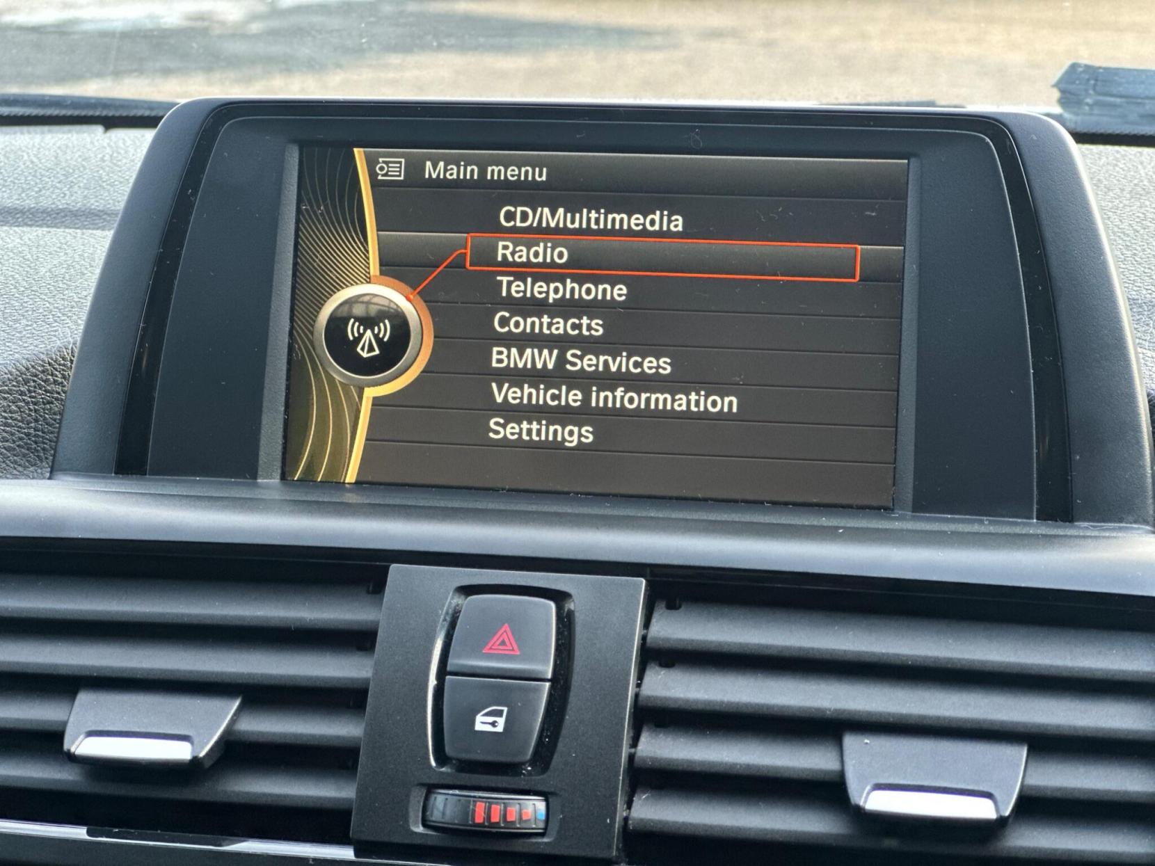 BMW 1 Series 2.0 120d SE Auto Euro 5 (s/s) 5dr