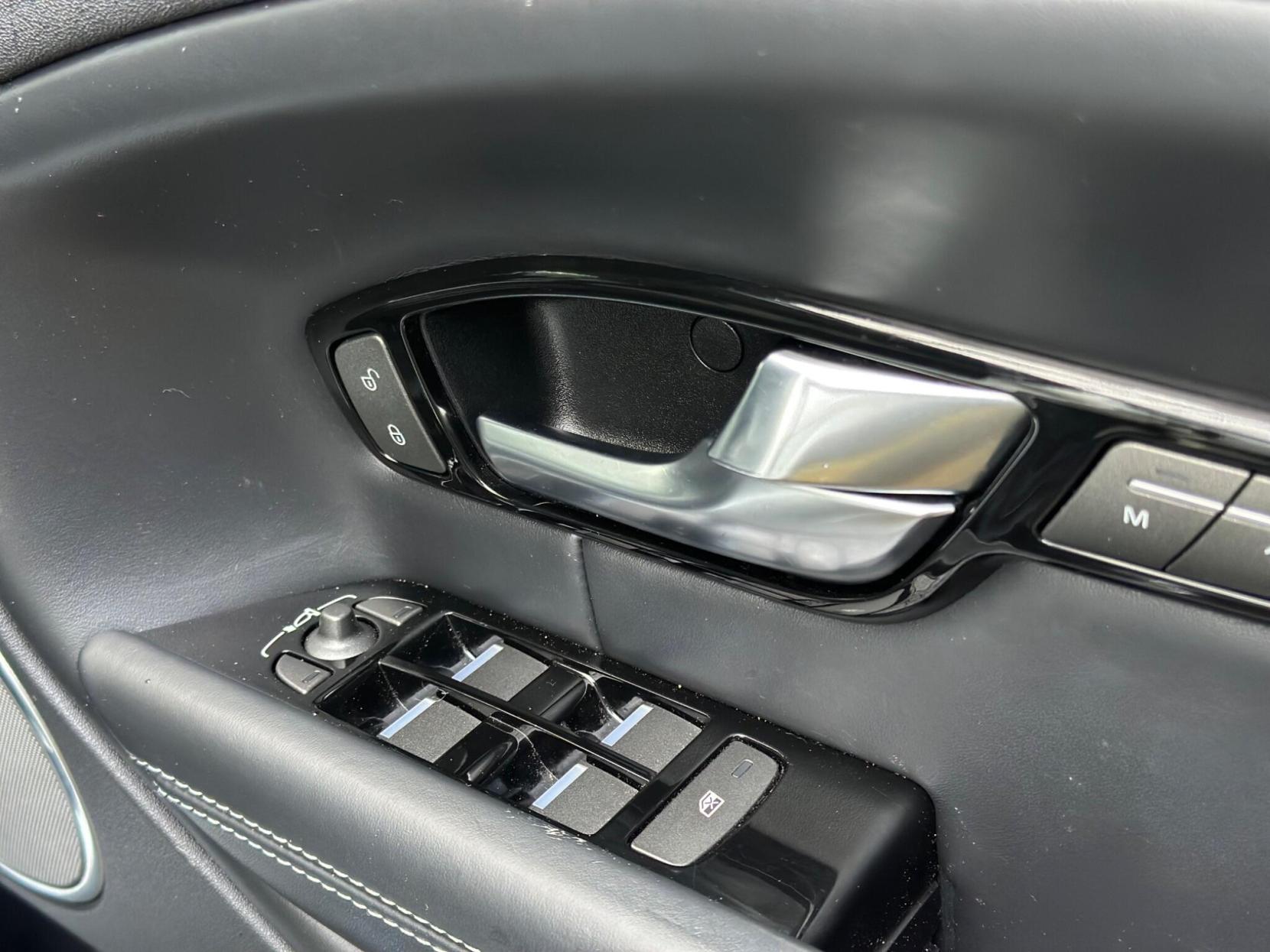 Land Rover Range Rover Evoque 2.0 TD4 HSE Dynamic Auto 4WD Euro 6 (s/s) 5dr