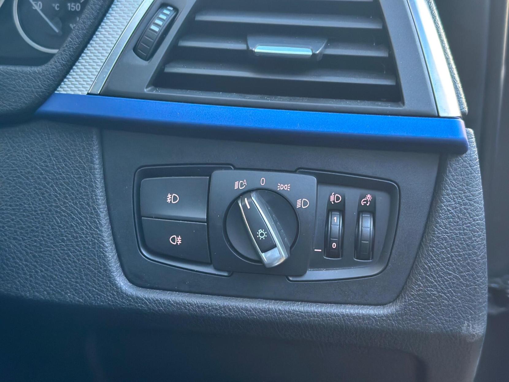 BMW 3 Series 2.0 320d M Sport Touring Auto xDrive Euro 6 (s/s) 5dr