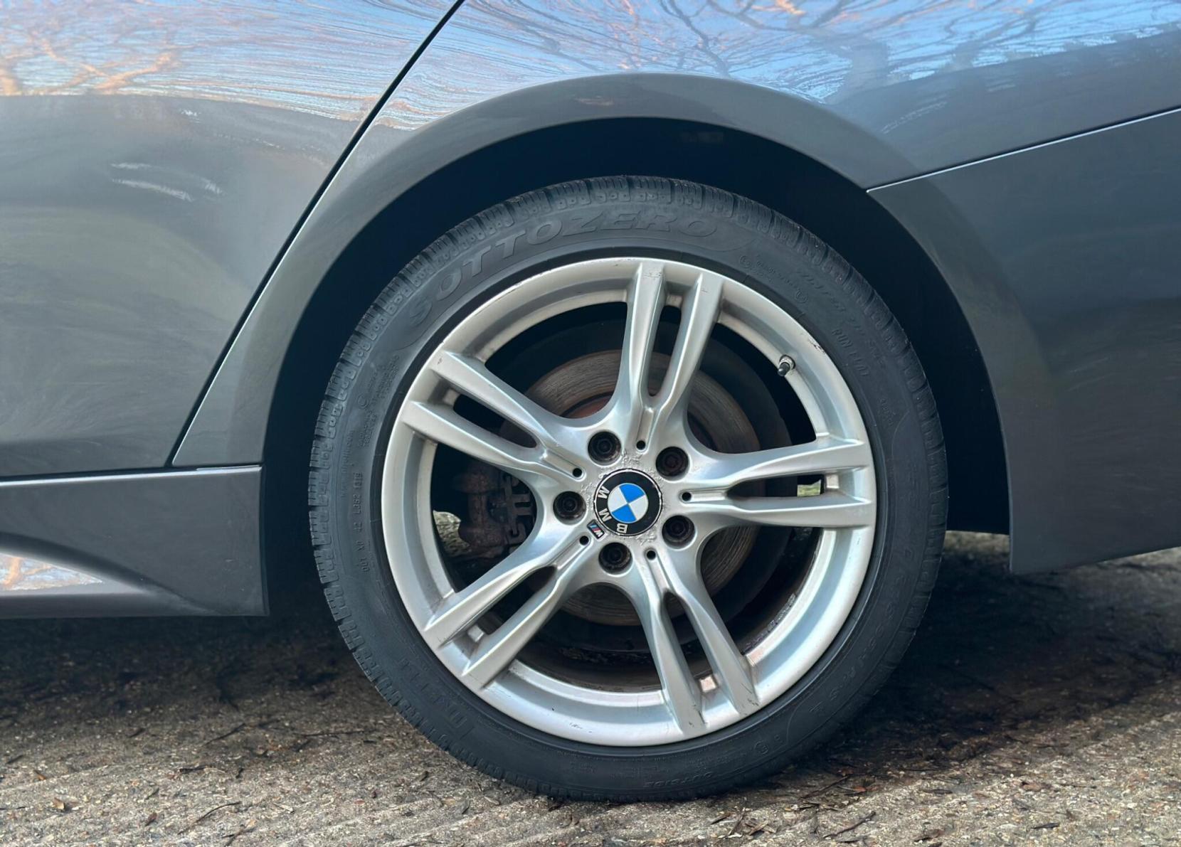 BMW 3 Series 2.0 320d M Sport Touring Auto xDrive Euro 6 (s/s) 5dr