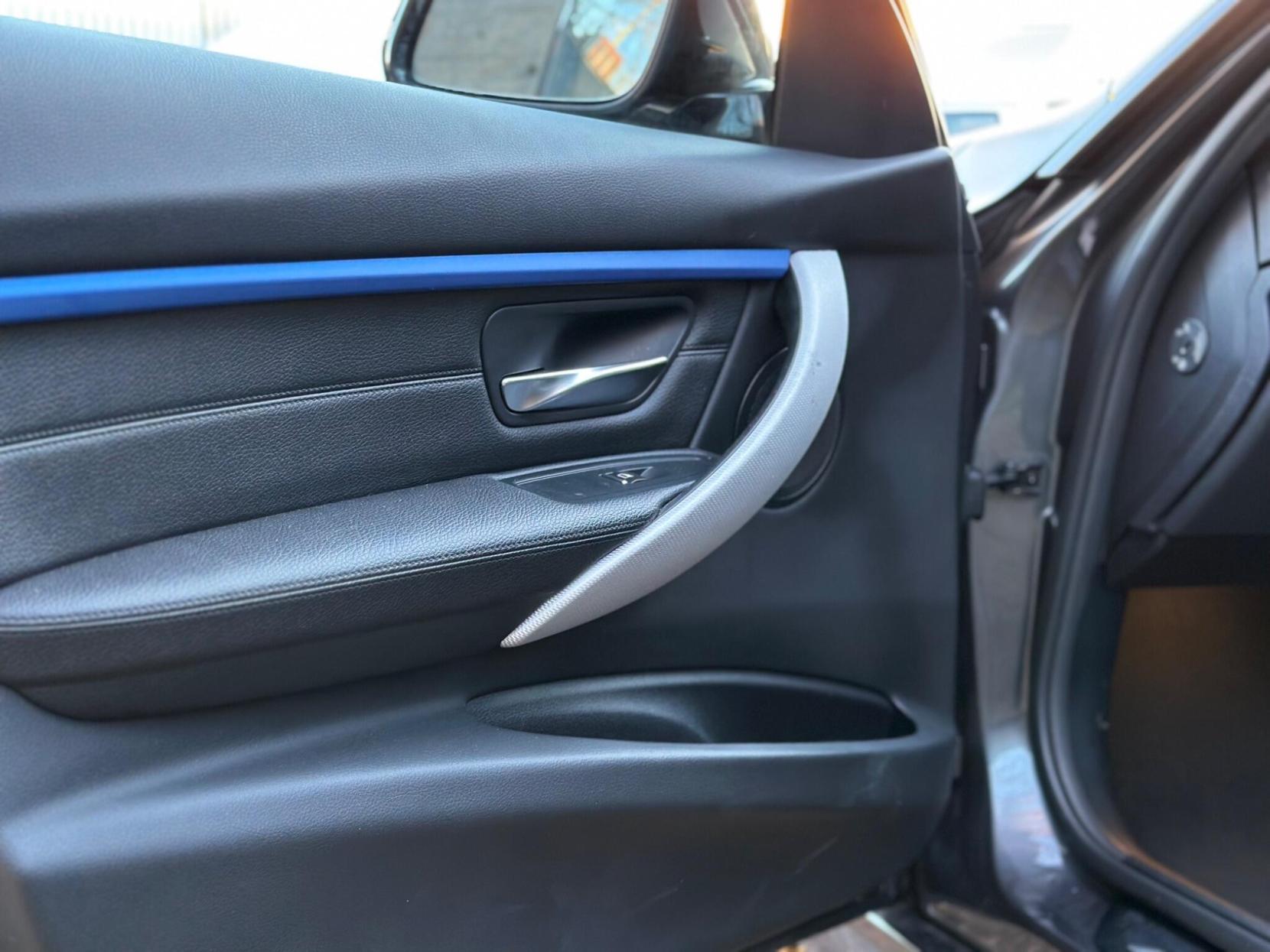 BMW 3 Series 2.0 320d M Sport Touring Auto xDrive Euro 6 (s/s) 5dr