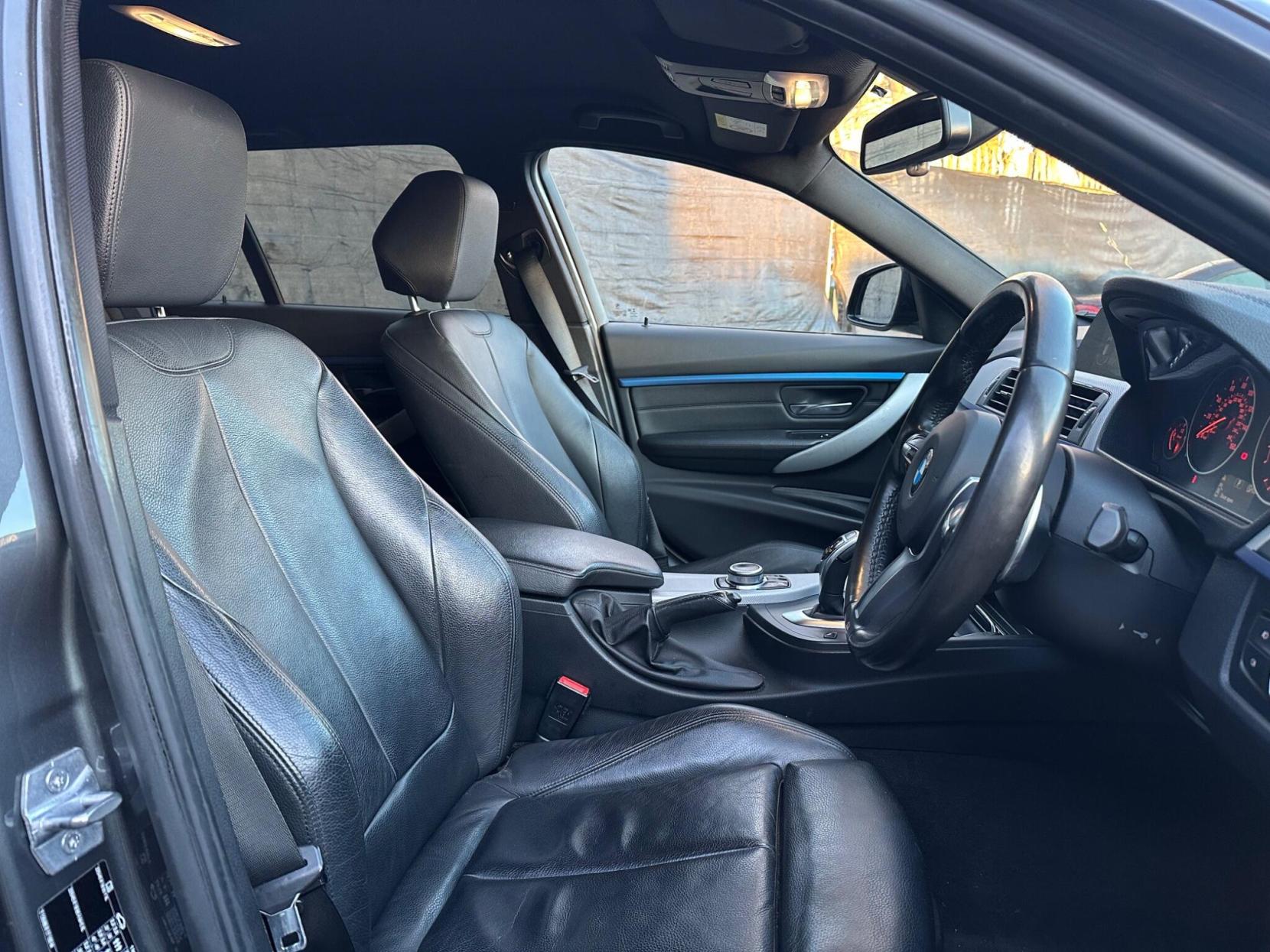 BMW 3 Series 2.0 320d M Sport Touring Auto xDrive Euro 6 (s/s) 5dr