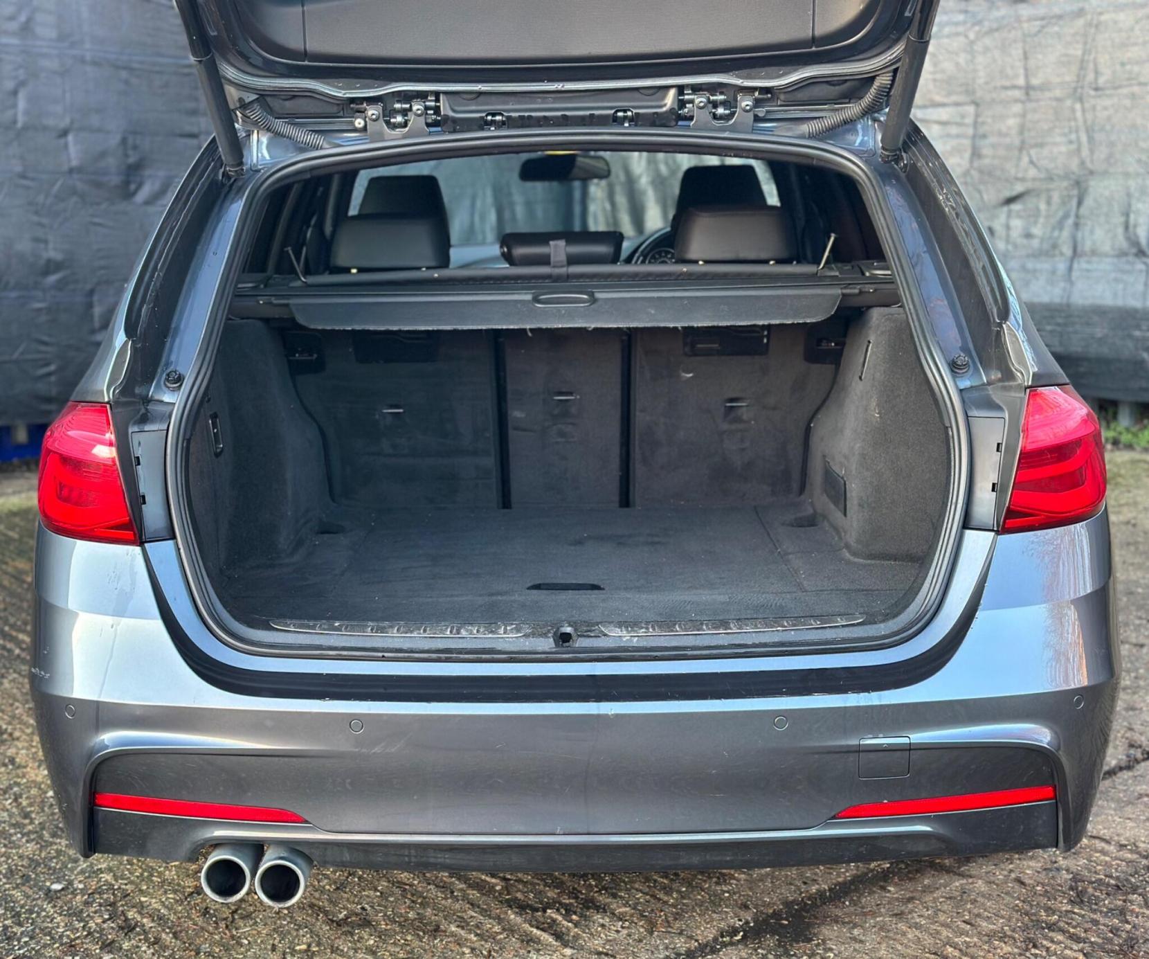 BMW 3 Series 2.0 320d M Sport Touring Auto xDrive Euro 6 (s/s) 5dr