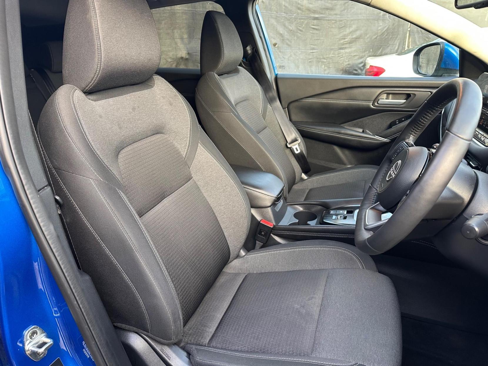 Nissan Qashqai 1.3 DIG-T MHEV Premiere Edition Euro 6 (s/s) 5dr