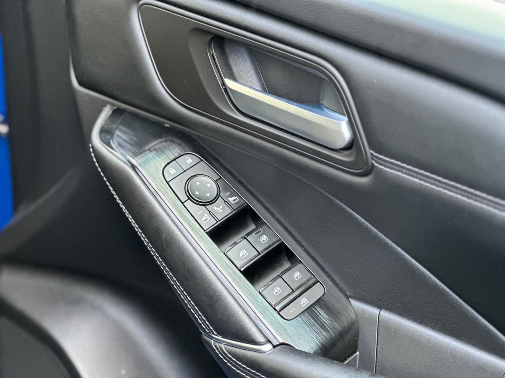 Nissan Qashqai 1.3 DIG-T MHEV Premiere Edition Euro 6 (s/s) 5dr